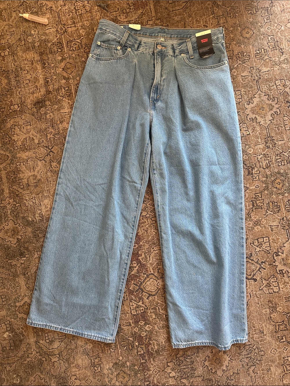 LEVIS pleated baggy Wide Leg Light Blue Women's Jeans NEW with tags size 30 - Picture 3 of 6